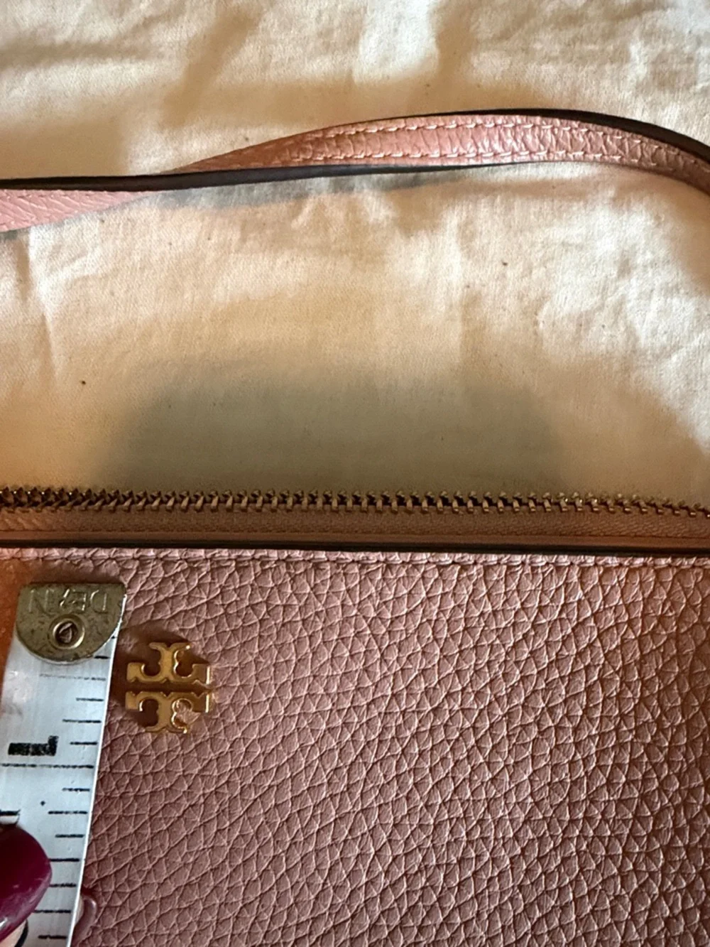 Tory Burch Blush Pink Pebbled Leather Crossbody with Gold Logo NWT